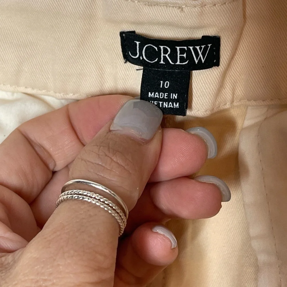 J.Crew Women’s Pleated khaki Pants Size 10 Straight Leg Zipper Closure Pockets